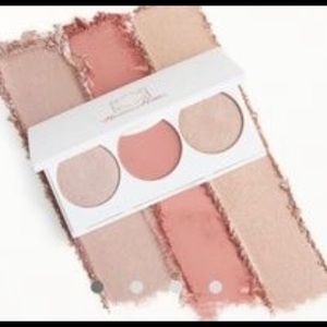 Highlighter palette